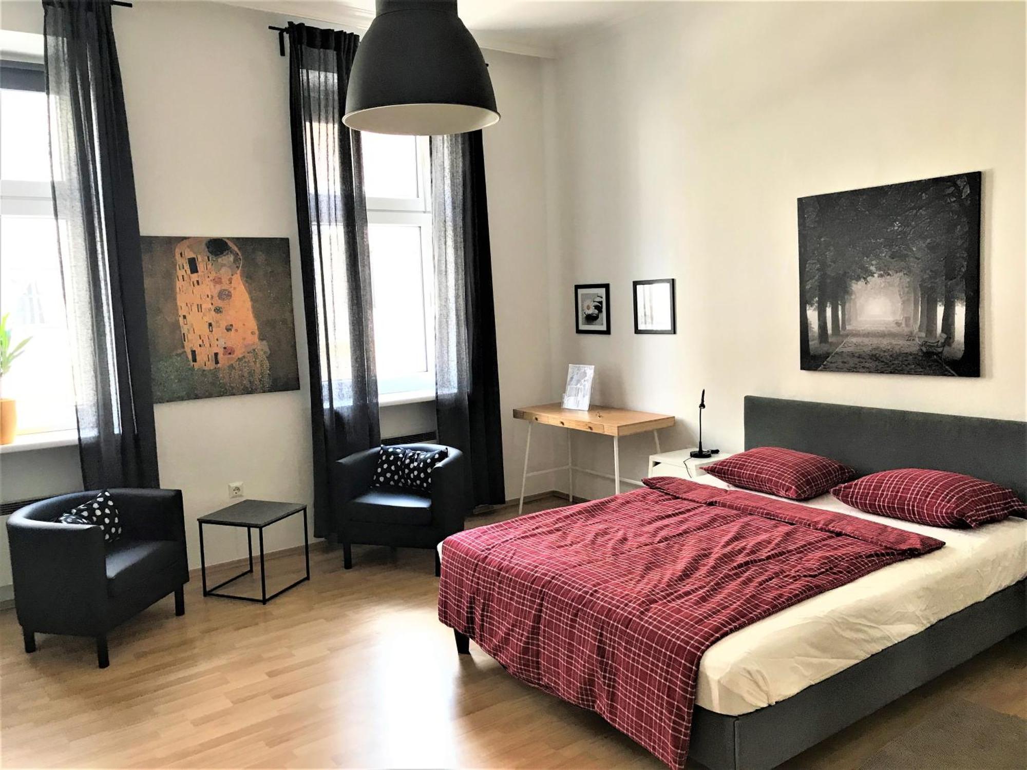 Studio & Apartments Near Reumannplatz Wenen Buitenkant foto